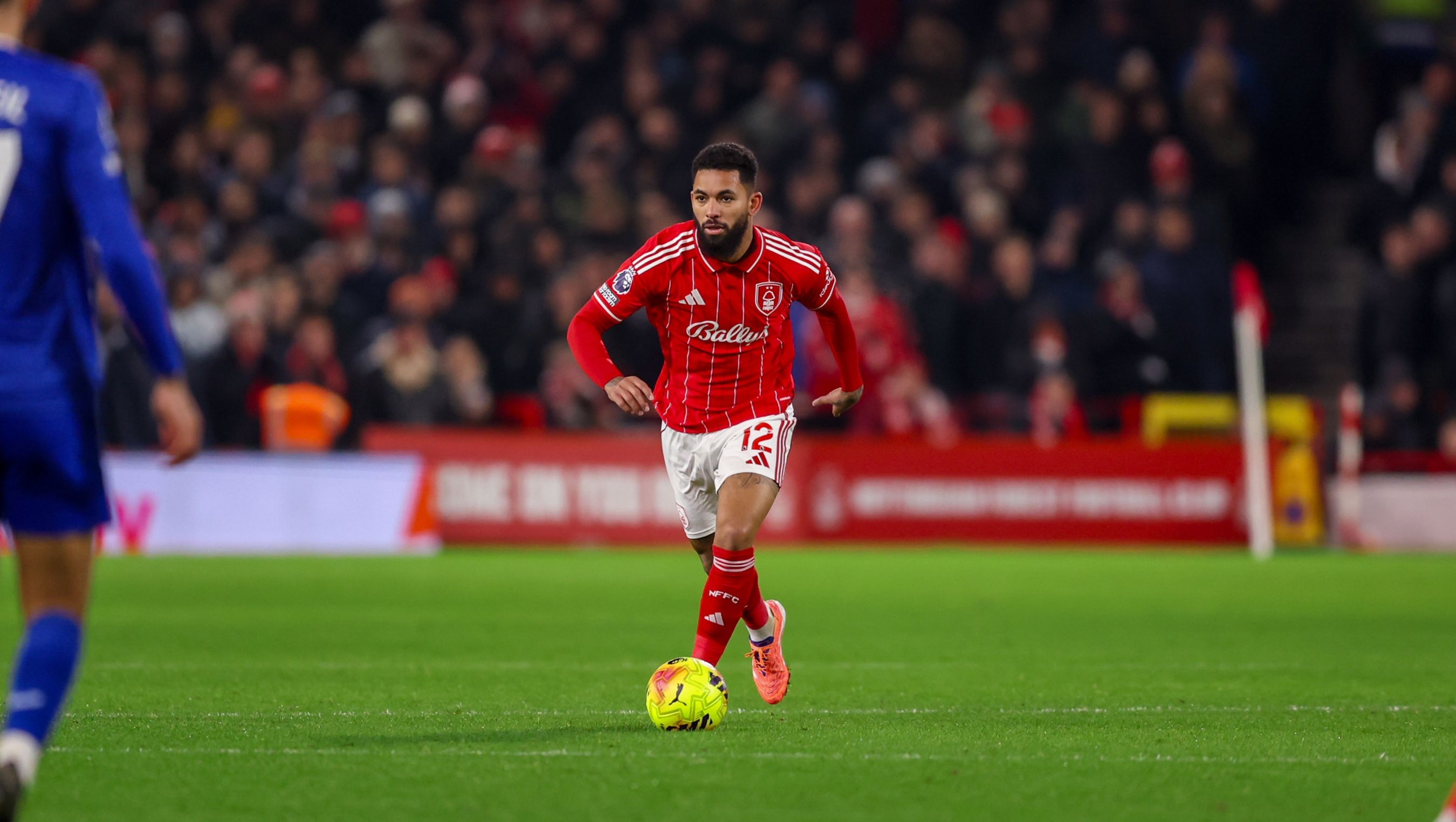 华体会棋牌室-记者：道格拉斯·路易斯同意租借回维拉，转会正式流程已开启