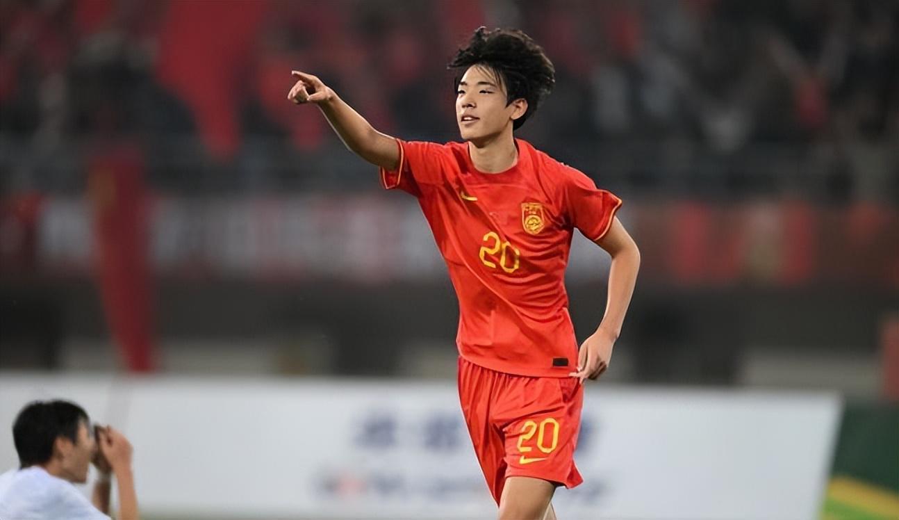 华体会棋牌中心-意外！朱鹏宇意外成中国球员留洋热门人选，球迷却表示是谣言